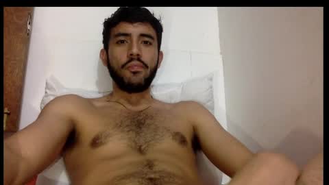 Snapshot of derek_smiith chatting on 01/23/25, 01:02 Derek smiith online show from 01/23/25, 01:02