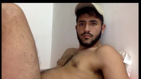 Snapshot of derek_smiith chatting on 02/28/25, 04:21 Derek smiith online show from 02/28/25, 04:21