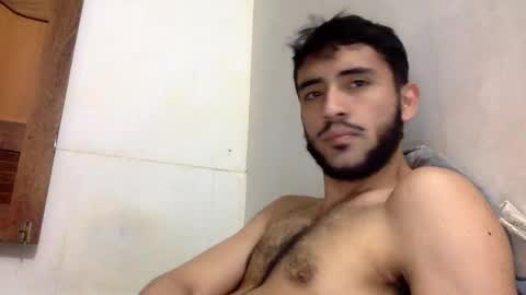 Snapshot of derek_smiith chatting on 09/28/25, 02:11 Derek smiith online show from 09/28/25, 02:11