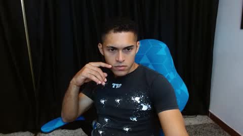 D E R E K online show from 12/17/25, 01:06