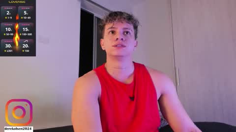 Snapshot of derekolsen_ chatting on 10/10/25, 02:32 Derek  IG Derekolsen2024 online show from 10/10/25, 02:32