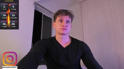 Snapshot of derekolsen_ chatting on 10/16/25, 02:23 Derek  IG Derekolsen2024 online show from 10/16/25, 02:23