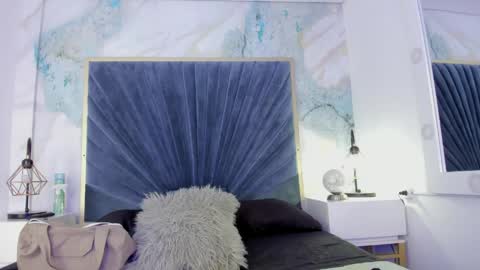 Snapshot of derieri_blush chatting on 05/24/26, 06:57 Deri online show from 05/24/26, 06:57