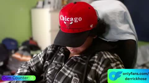 Derrick Hose online show from 04/27/26, 03:32