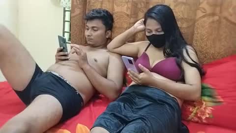 Snapshot of deshibirds chatting on 10/01/25, 10:43 deshibirds online show from 10/01/25, 10:43