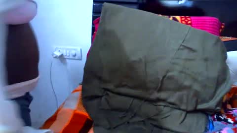 simran online show from 01/14/25, 03:43