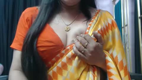 Maisa online show from 10/18/25, 05:35