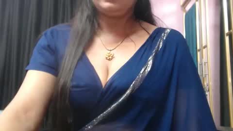 Maisa online show from 10/23/25, 04:17