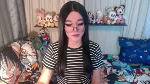 LORINE online show from 10/07/25, 07:11