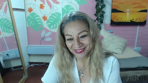 Snapshot of desire_latin chatting on 03/11/25, 03:34 VALERIA online show from 03/11/25, 03:34