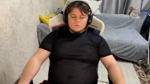 desiredude9 online show from 10/04/25, 04:38