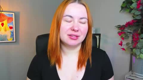 LAYLA online show from 03/18/26, 07:22