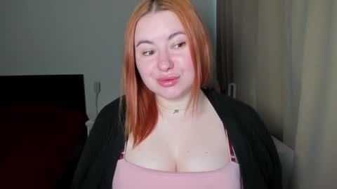 LAYLA online show from 04/28/26, 06:29