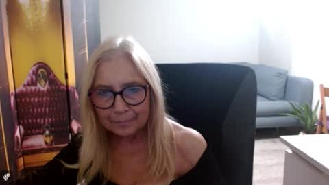 S O F I A online show from 11/25/25, 03:12