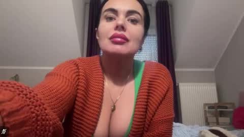 S O F I A online show from 12/16/25, 11:48