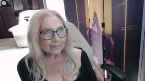S O F I A online show from 07/15/26, 02:00