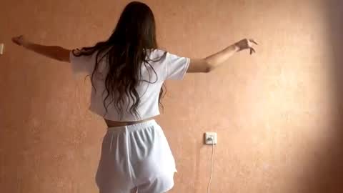 Ksenia online show from 04/19/26, 02:44