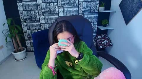 Desiring Angel online show from 12/15/25, 12:31