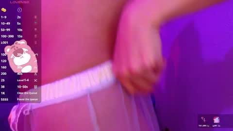 Snapshot of destinya_ chatting on 06/19/26, 12:09 destinya_ online show from 06/19/26, 12:09