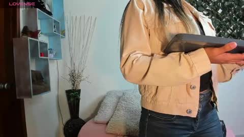 Destiny online show from 04/17/26, 12:19