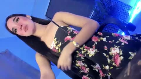 Snapshot of destinyrosexxx chatting on 02/02/25, 10:57 Chelsea online show from 02/02/25, 10:57