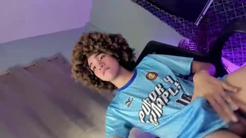 Snapshot of destinyrosexxx chatting on 03/12/25, 01:40 Chelsea online show from 03/12/25, 01:40