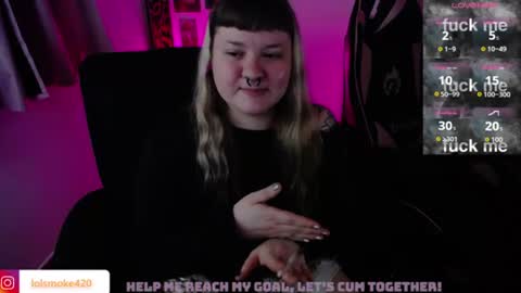 Snapshot of destroyall420 chatting on 07/25/26, 02:36 Lola Bdsm and fries online show from 07/25/26, 02:36