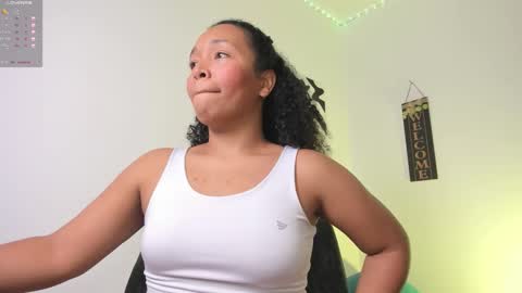 Snapshot of desty_y chatting on 10/31/25, 02:12 desty_y online show from 10/31/25, 02:12