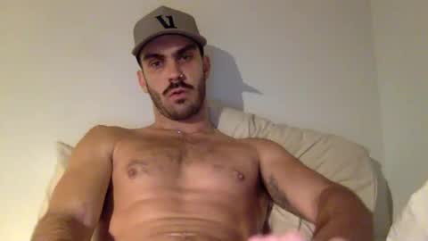 Snapshot of detroitbro chatting on 11/06/25, 04:57 Detroit Bro online show from 11/06/25, 04:57