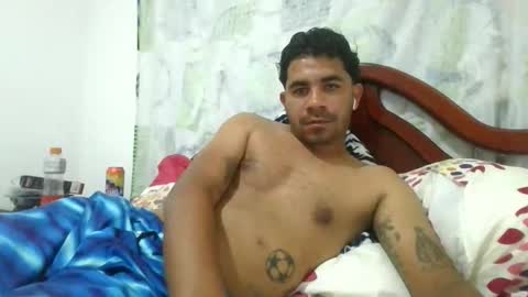 deusfranco93 online show from 11/11/25, 05:07
