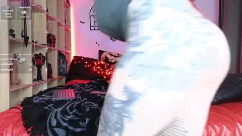 devil_s_bride online show from 11/18/25, 01:22