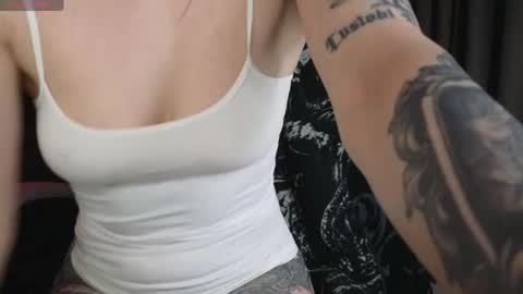 devil_s_bride online show from 04/25/26, 04:48