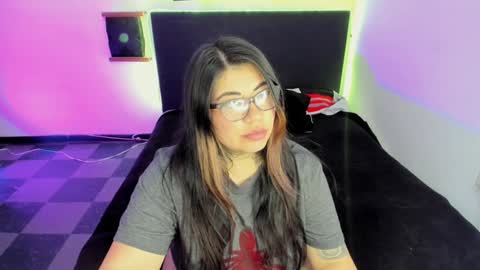  L I NA  online show from 01/12/25, 06:59