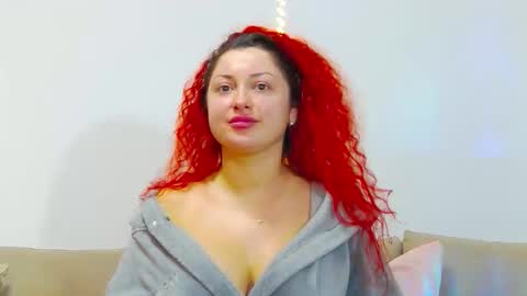 Snapshot of devilishpuss chatting on 11/25/25, 08:58 AlexaMills online show from 11/25/25, 08:58