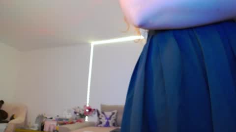 Snapshot of devilishpuss chatting on 07/22/26, 05:49 AlexaMills online show from 07/22/26, 05:49