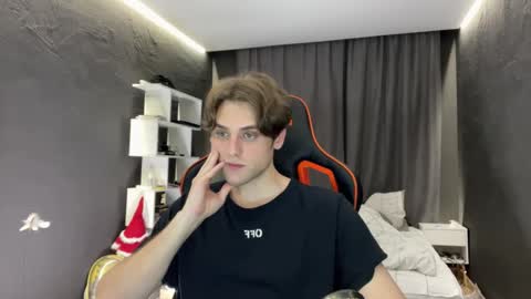 devilnut1 online show from 11/22/25, 06:40