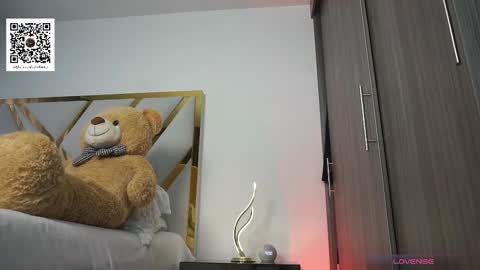 Devin Hunter online show from 11/25/25, 02:50