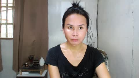 Snapshot of devine_g chatting on 02/26/25, 08:26 Igat online show from 02/26/25, 08:26