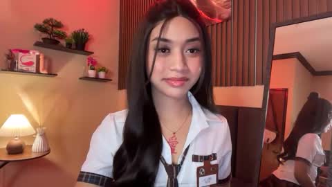 Devine Greyson online show from 09/24/25, 10:29