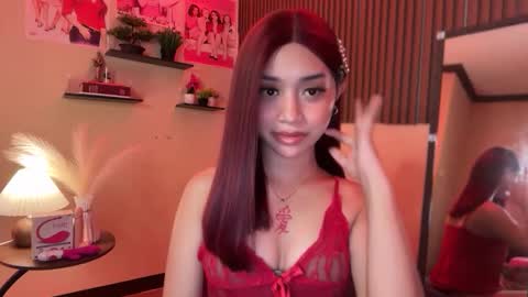 Devine Greyson online show from 10/26/25, 11:38