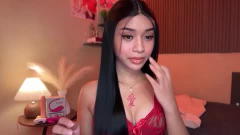 Devine Greyson online show from 11/24/25, 11:32