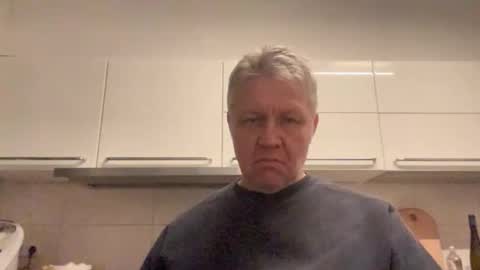 Devon online show from 11/26/25, 01:06