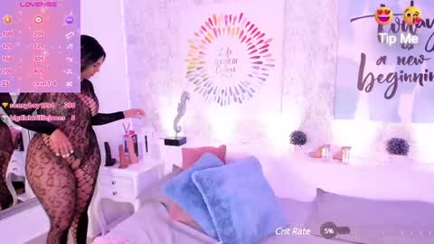 Snapshot of devoraevanss1 chatting on 03/09/25, 01:14 Mrs Devora online show from 03/09/25, 01:14