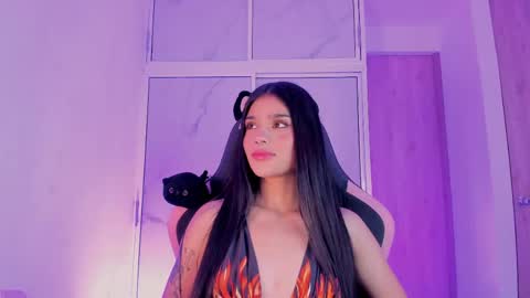 Sara 3 online show from 05/30/26, 10:07