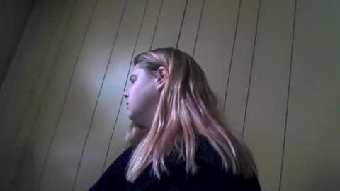 devykitten online show from 01/22/25, 08:59