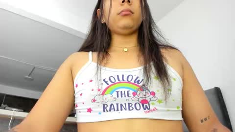 thumb up me please its important online show from 11/25/25, 09:09