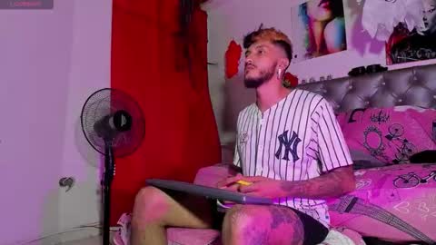 dex_ak586 online show from 10/17/25, 01:53