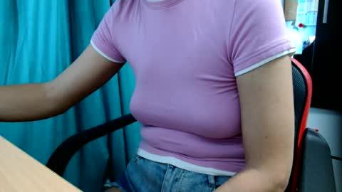 deylove786838 online show from 09/18/25, 08:27