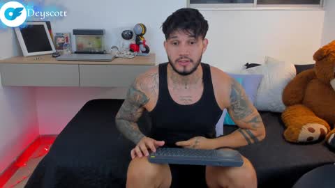 JULIAN online show from 01/26/25, 03:17