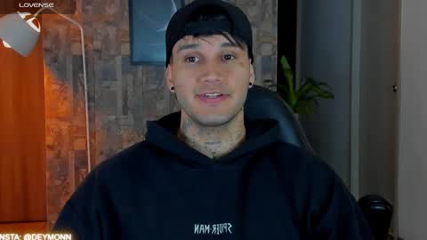 JULIAN online show from 02/22/26, 02:02